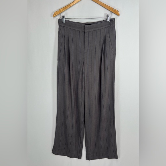 NEW / The Harlow Low-Slung Wide-Leg Pant in Pinstripe / B003 - Picture 6 of 9